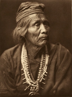 Navajo_medicine_man